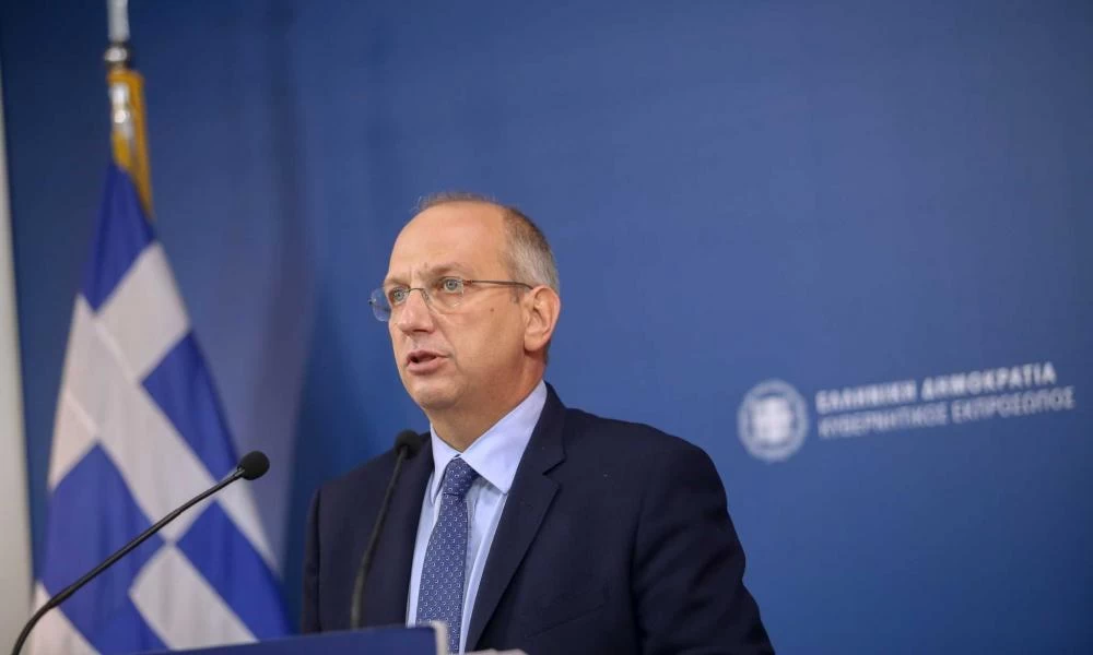 Πόλεμος - Ουκρανία: Η ενημέρωση του Γιάννη Οικονόμου μετά το ΚΥΣΕΑ - Live